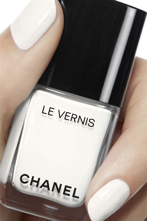 chanel le vernis 711 pure white|chanel velvet nail polish.